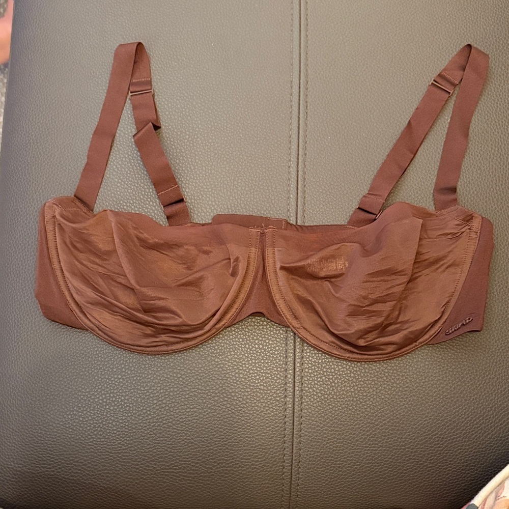 SKIMS Brown Underwire Balconette Bra